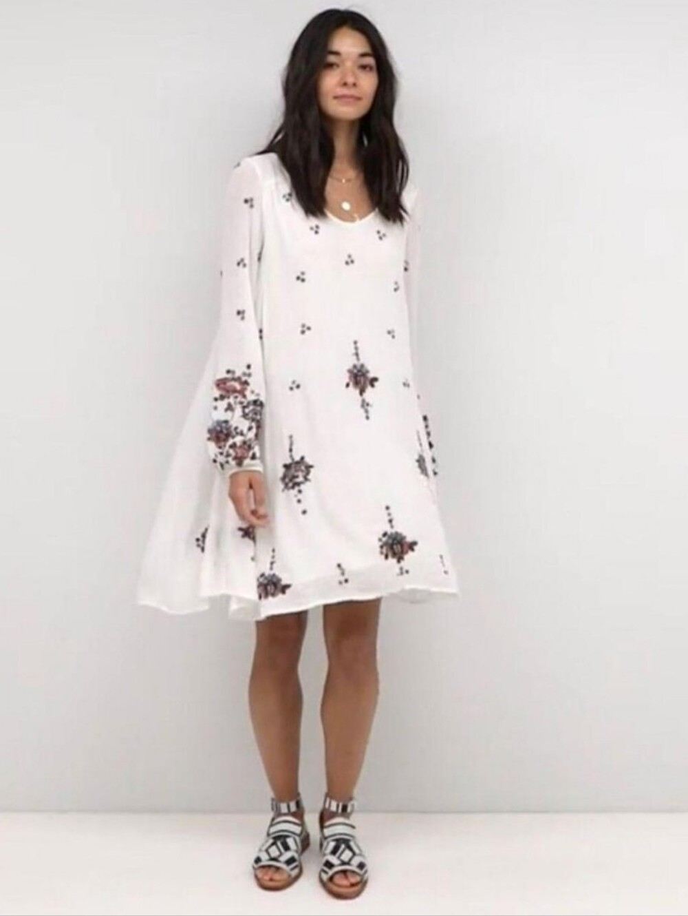 Free People white embroidered tunic swing dress with lantern sleeves